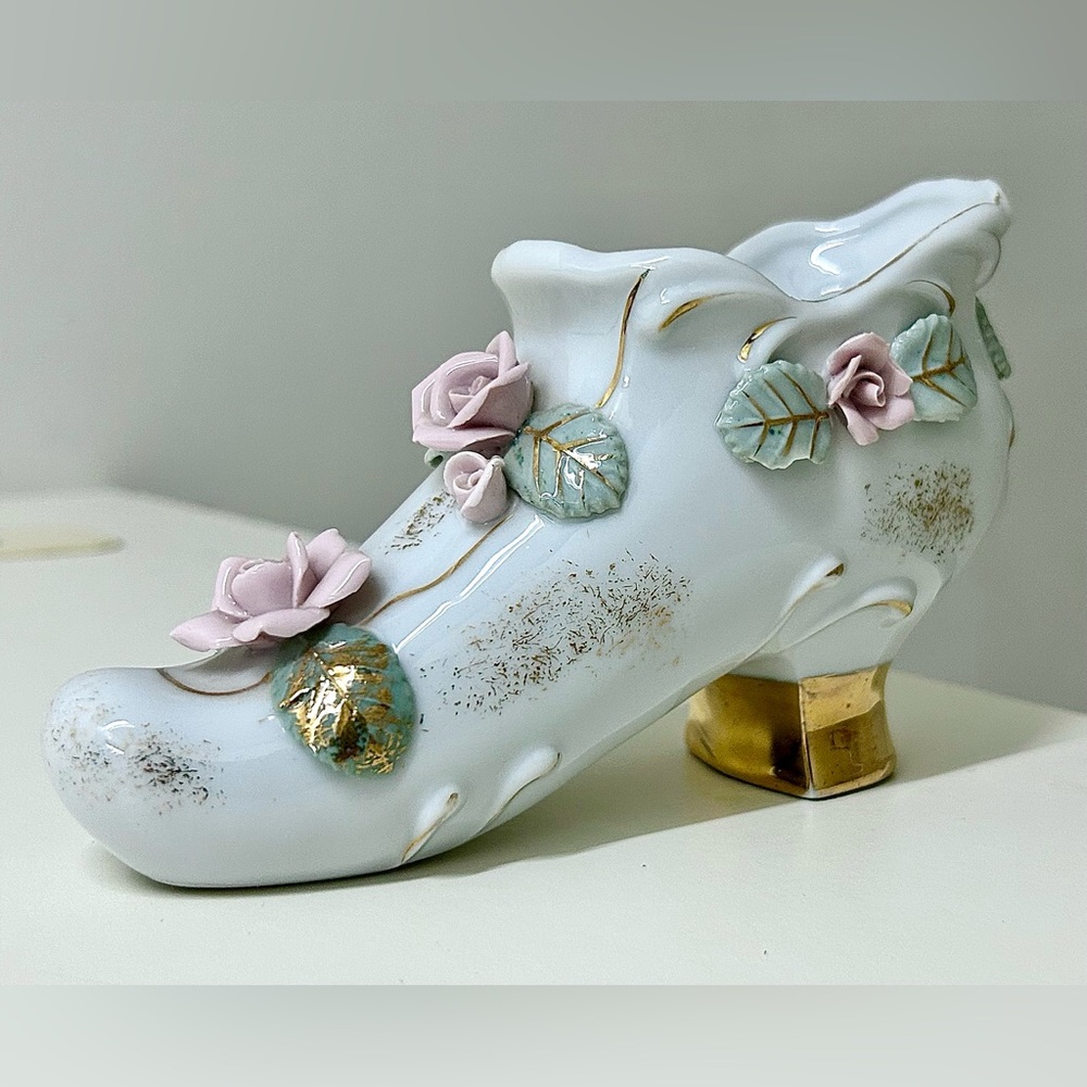 Vintage Gold Trim 3D Floral Porcelain Heeled Shoe Planter Vase